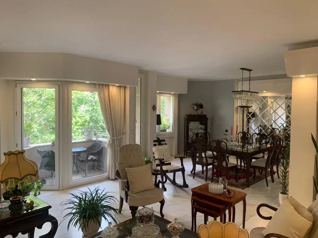 نیاوران ، گل سنگ ، ۱۵۰متر ،تراس قابل چیدمان ،استخر|فروش آپارتمان|تهران,  امام زاده قاسم (نیاوران)|دیوار