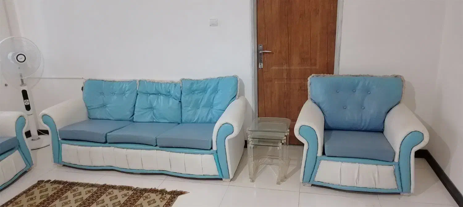 مبل راحتی|مبلمان خانگی و میز عسلی|هشتگرد, فشند|دیوار