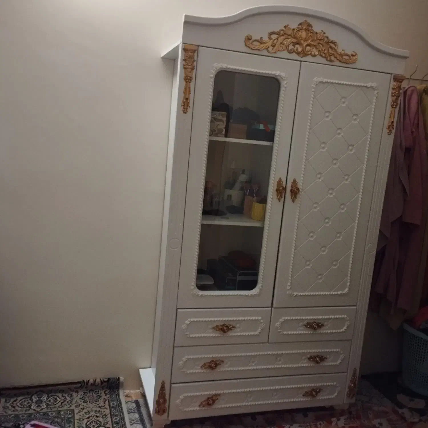 کمد|جاکفشی، کمد، دراور|باغستان, |دیوار