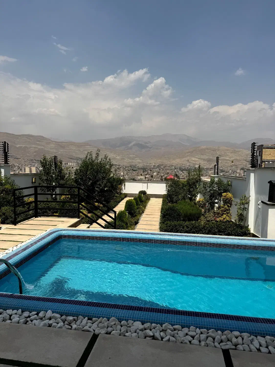 ویلای مدرن با ویو ابدی|فروش خانه و ویلا|رودهن, |دیوار