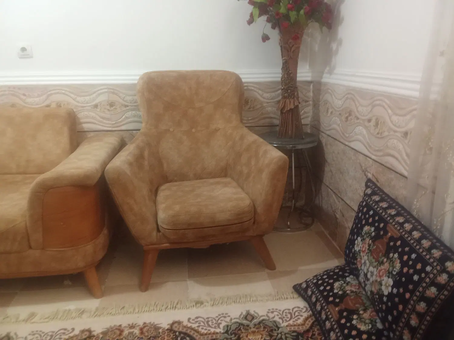 مبل|مبلمان خانگی و میز عسلی|جیرفت, |دیوار