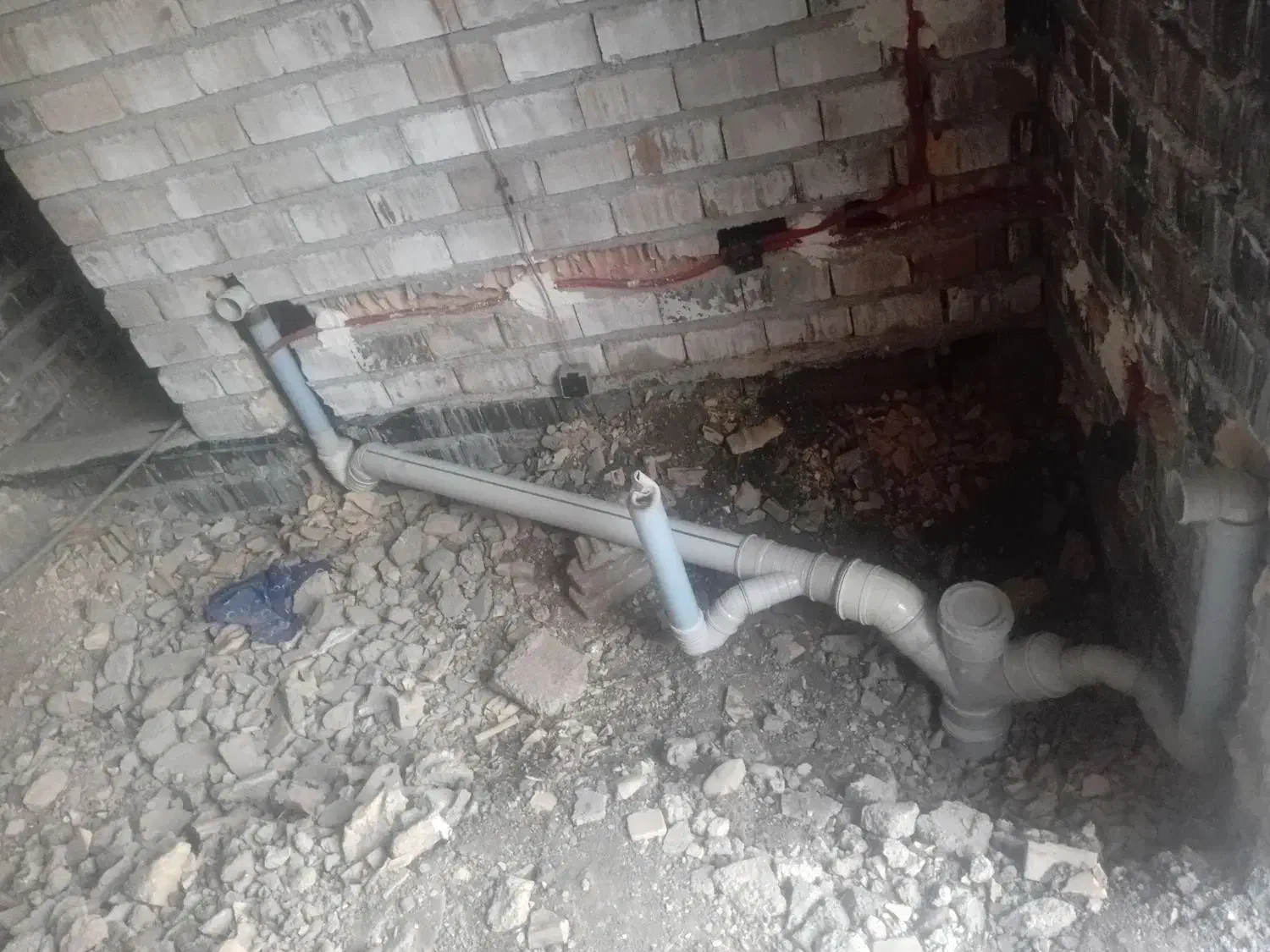 لوله کشی وبرقکشی ساختمان|خدمات پیشه و مهارت|گالیکش, |دیوار