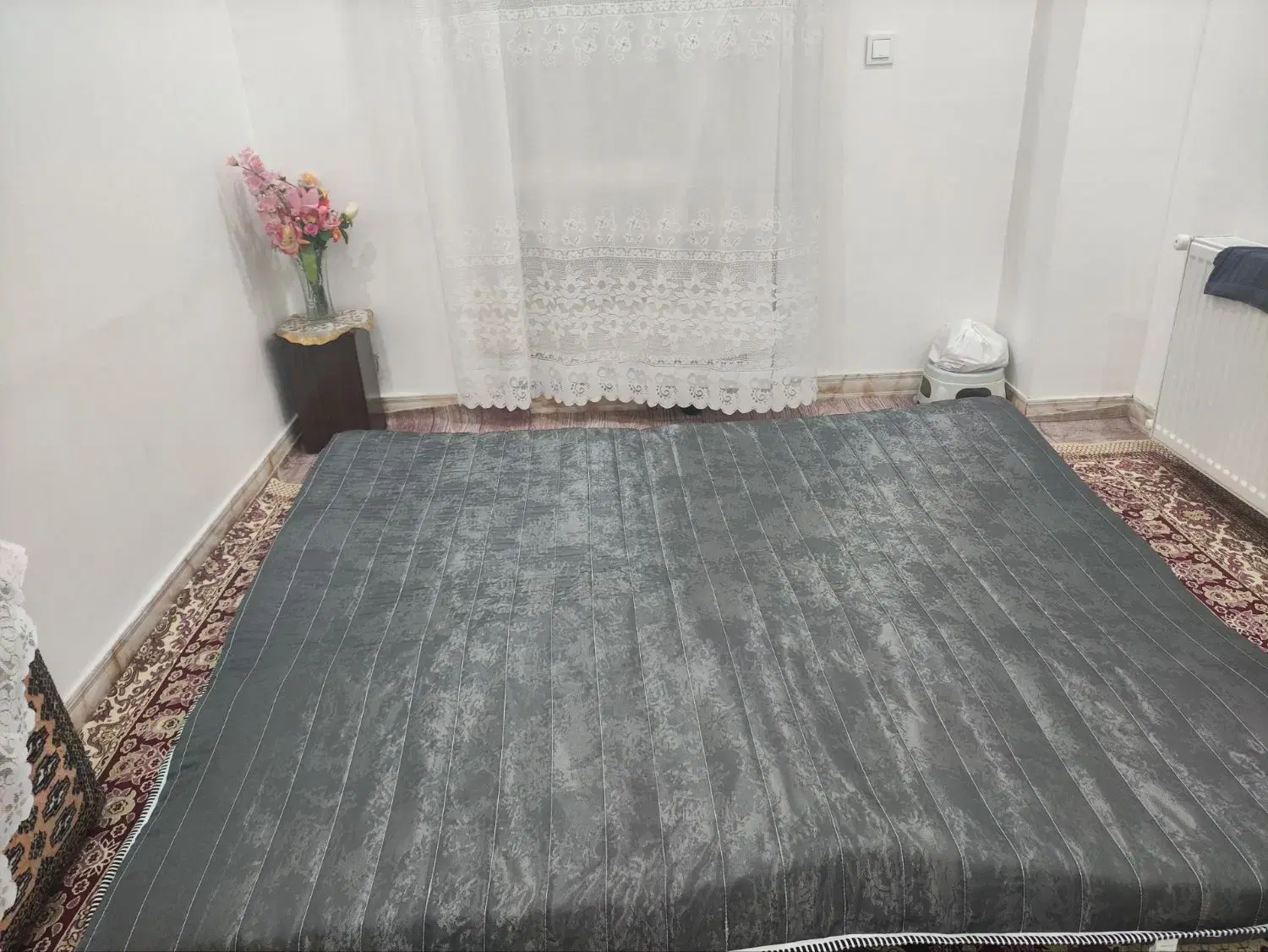تشک|تشک تختخواب|لاهیجان, کوی آزادگان|دیوار
