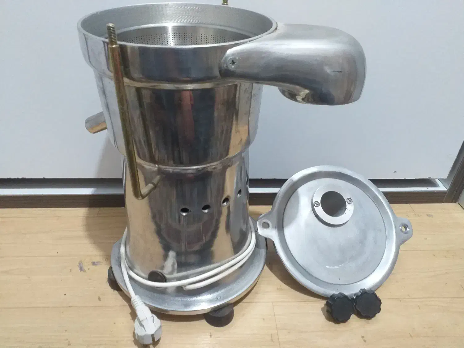 آب میوه گیر صنعتی|آبمیوهگیر و آبمرکباتگیر|تهران, بهداشت|دیوار