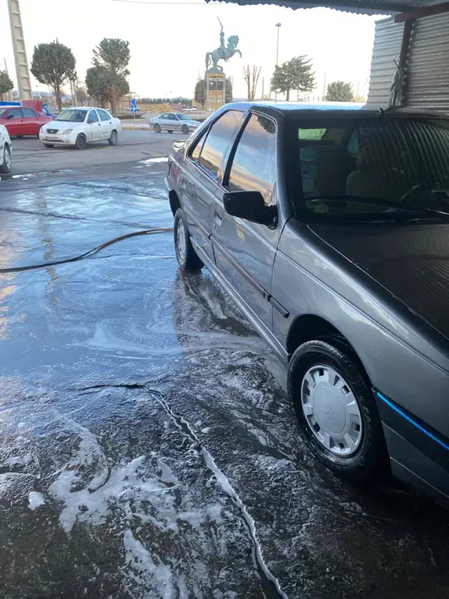 پژو ۴۰۵|خودرو کلاسیک|بروجرد, |دیوار