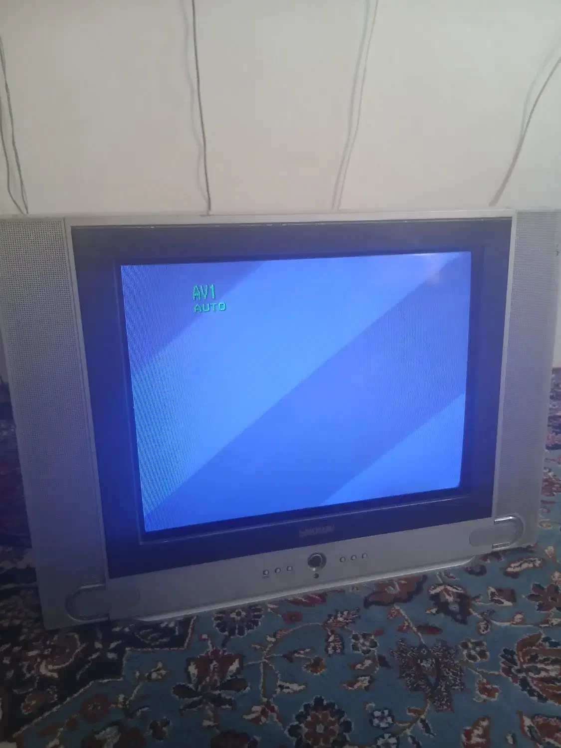 تلویزیون21 اینچ|تلویزیون و پروژکتور|مشهد, شهید احمدی روشن|دیوار