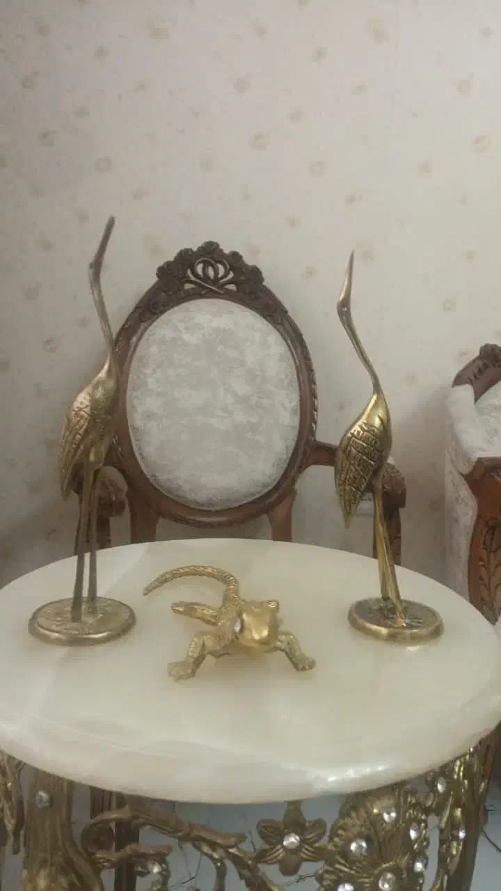 میز برنز|مجسمه، تندیس، ماکت|تبریز, |دیوار