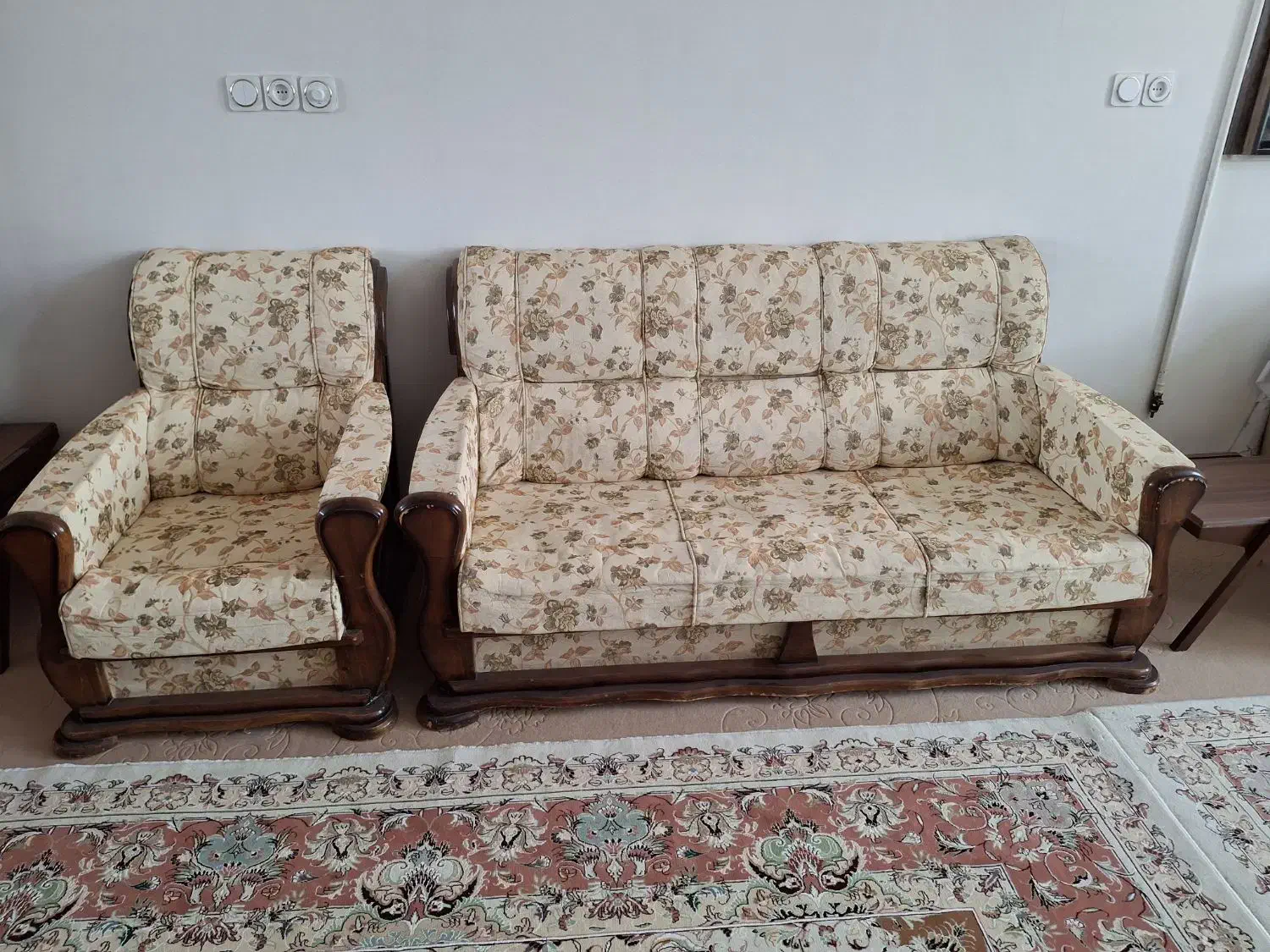 مبل راحتی ۷ نفره|مبلمان خانگی و میز عسلی|میبد, |دیوار