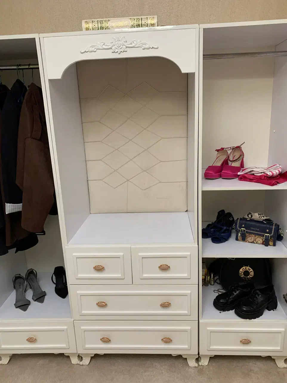 کمد ،تخت ،پاتختی،آینه|تخت و سرویس خواب|اردبیل, |دیوار