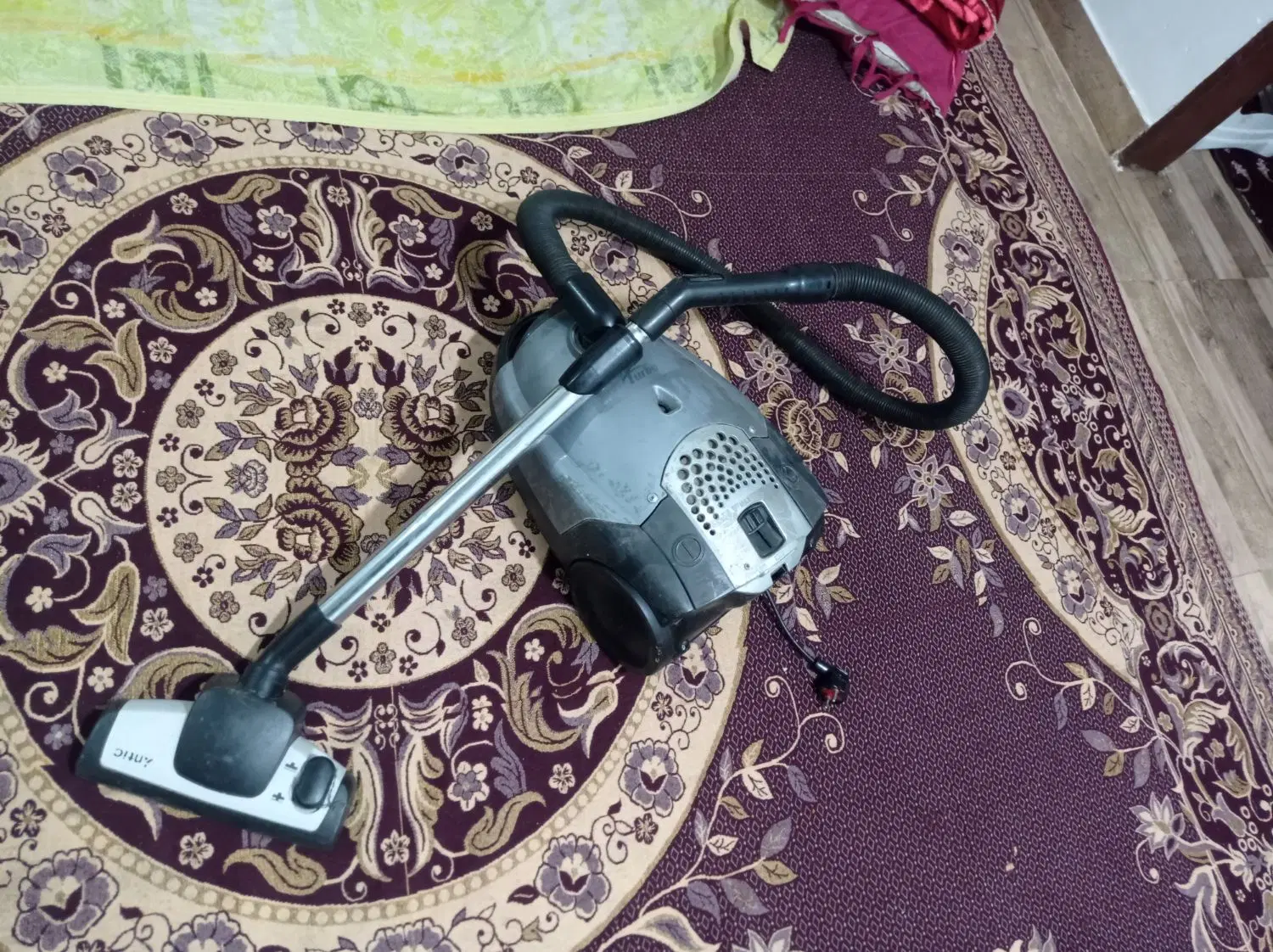 الجی|جاروبرقی، جارو شارژی، بخارشو|گرگان, |دیوار