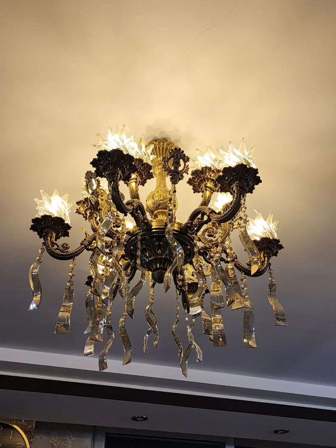 لوستر برنز نو|لوستر و چراغ آویز|اصفهان, شهرک میلاد|دیوار