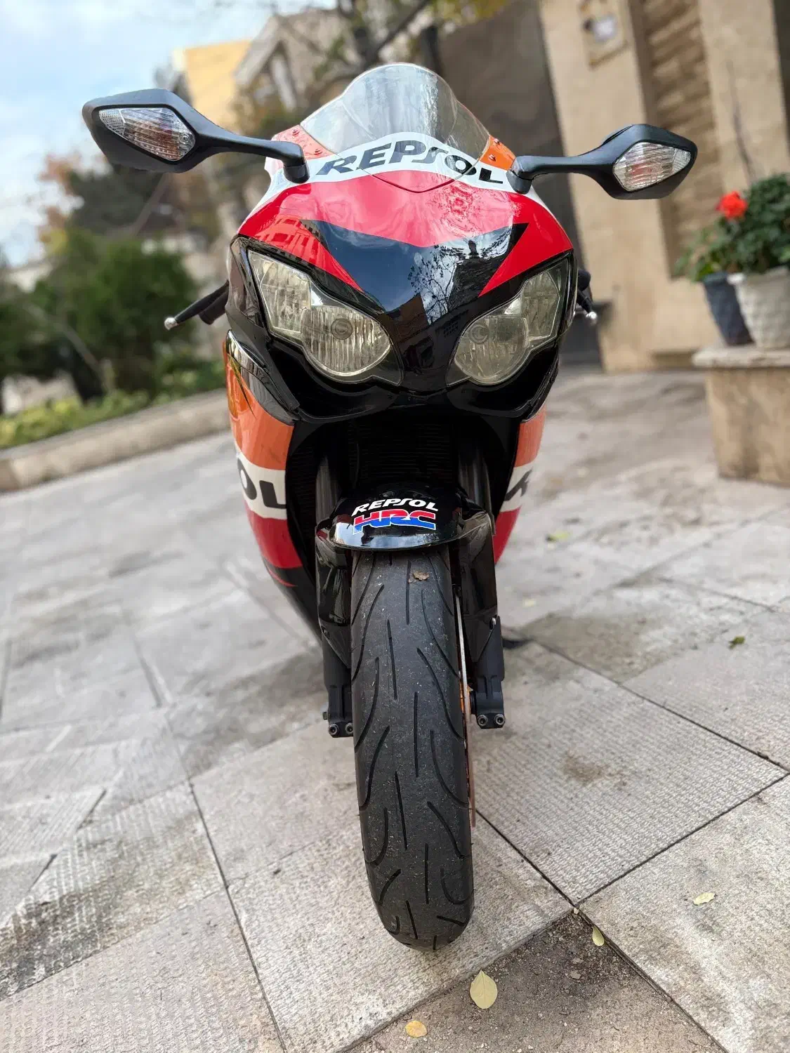 cbr 1000|موتورسیکلت|تهران, زرگنده|دیوار