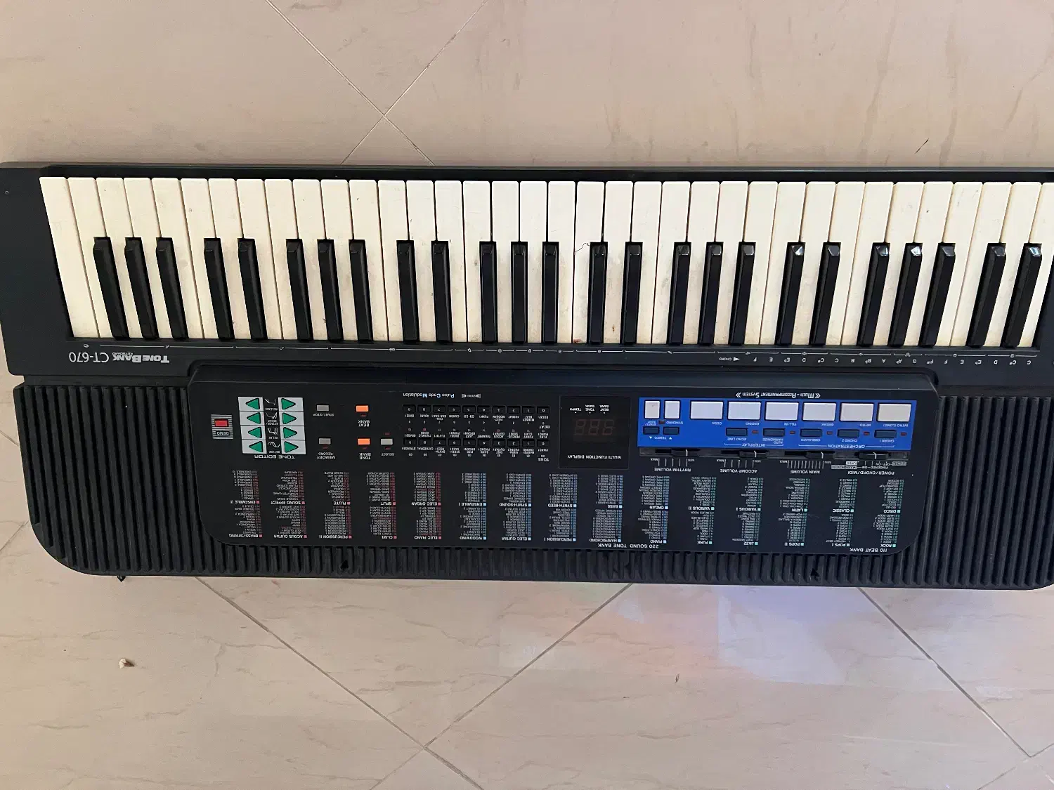 کیبورد کاسیو ۶۷۰|پیانو، کیبورد، آکاردئون|ساری, |دیوار