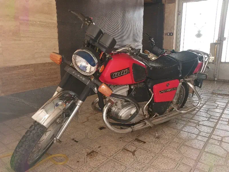 فروشی|موتورسیکلت|نیمبلوک, |دیوار