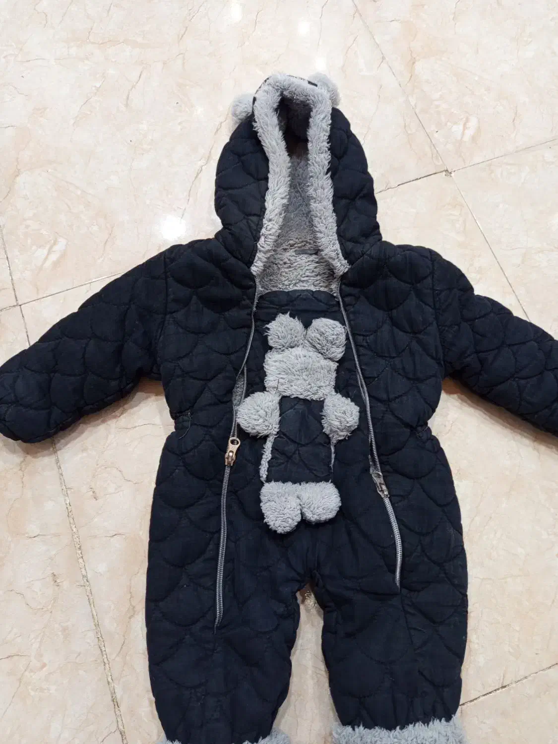 سرهمی پشمی نوزاد|لباس|سبزوار, قصبه غربی|دیوار