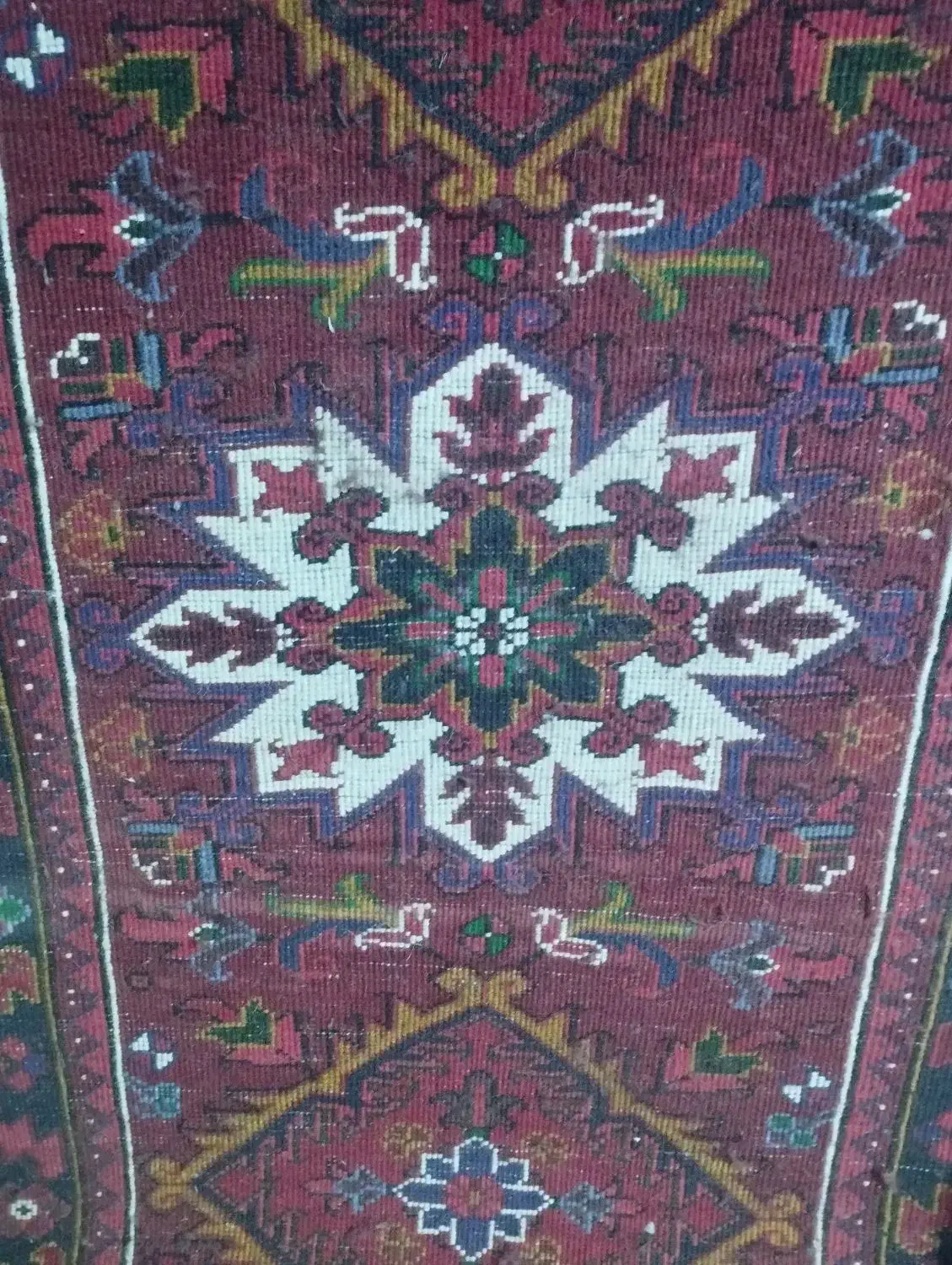 فرش دستبافت کناره هریس|فرش|ری, صفاییه (چشمه علی)|دیوار