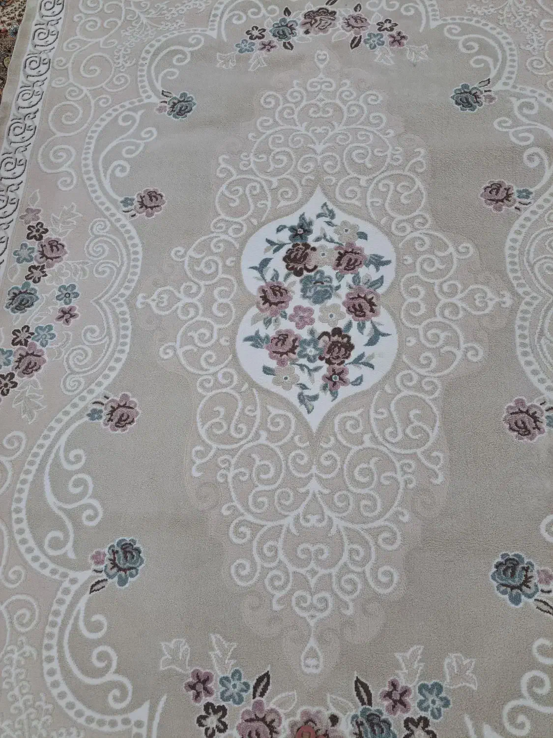 فرش  فانتزی تمیز|فرش|قم, کلهری|دیوار