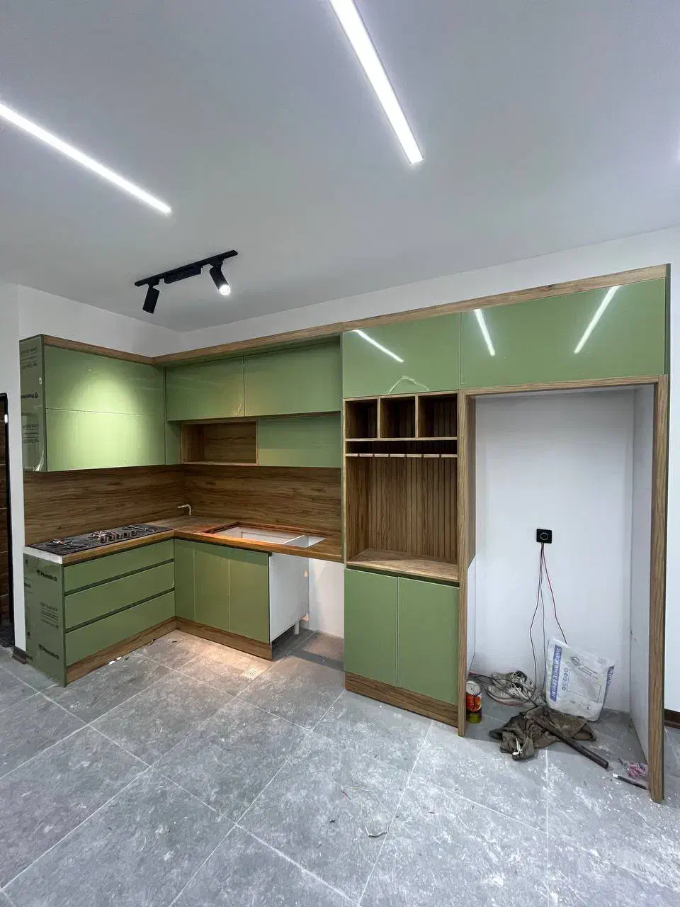 نصاب کابینت و کمد|خدمات پیشه و مهارت|رشت, سلیمانداراب|دیوار