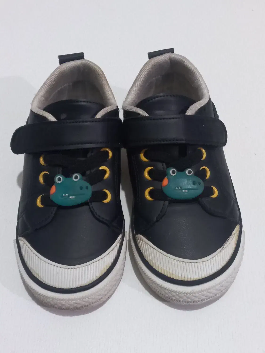 کفش بچگانه|کفش و لباس بچه|رشت, سلیمانداراب|دیوار