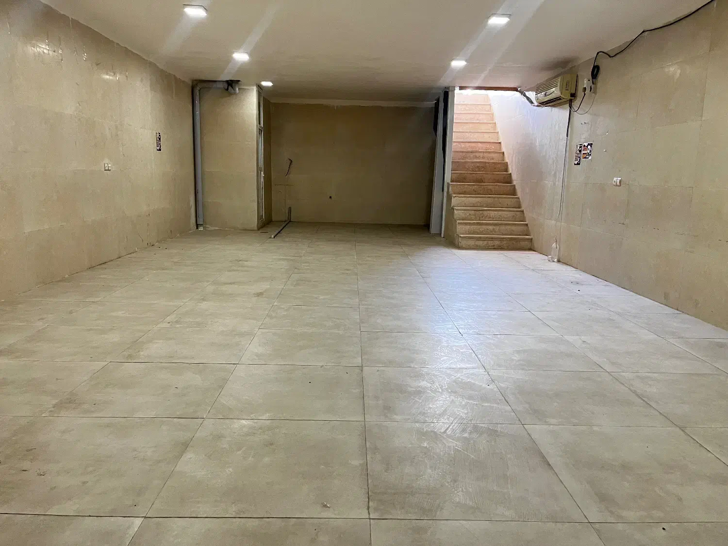 اجاره ملک تجاری زیر زمین ۱۱۰ متر|اجارهٔ دفتر کار، اتاق اداری، مطب|دوگنبدان, |دیوار