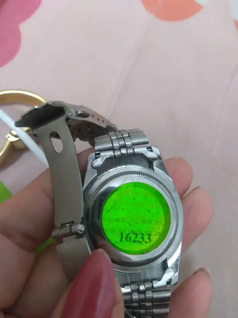 ساعت مچی|ساعت|اردبیل, |دیوار