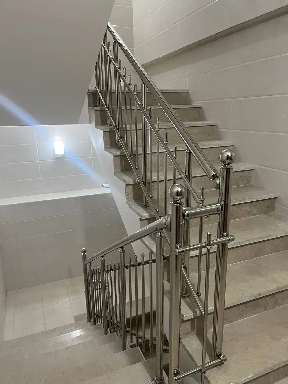 نرده استیل (در و حفاظ استیل)|خدمات پیشه و مهارت|ساوه, |دیوار