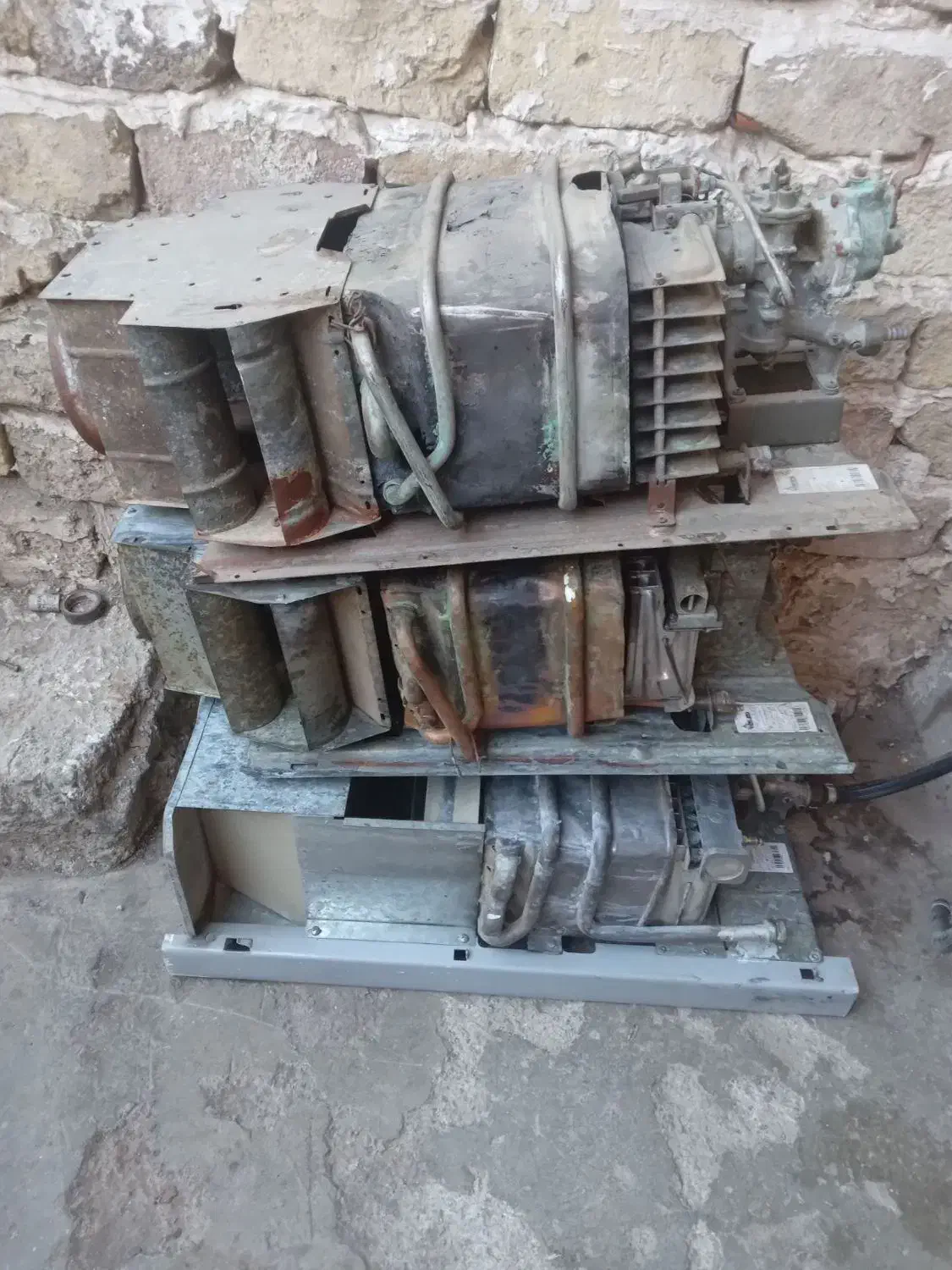 خریدار و فروشنده  آبگرمکن خراب|آبگرمکن، پکیج، شوفاژ|قزوین, |دیوار