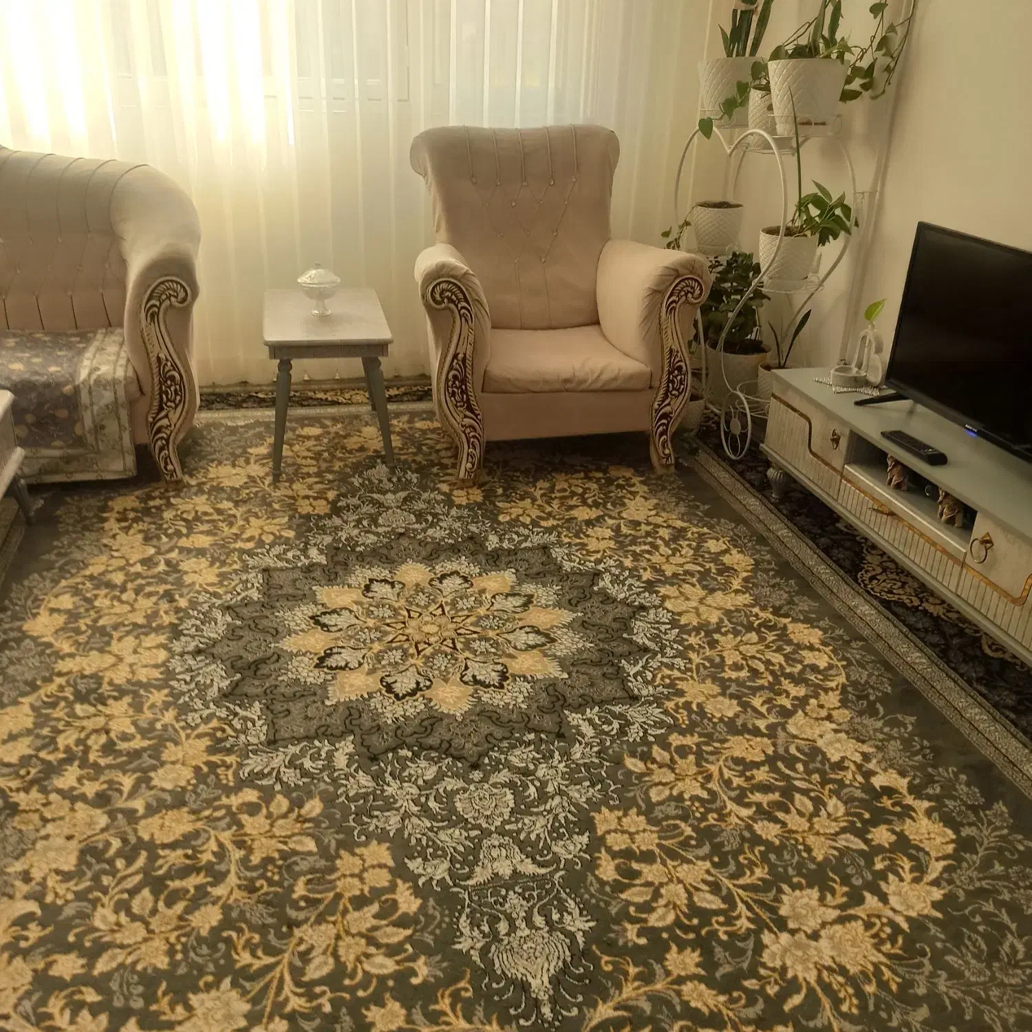 مبل|مبلمان خانگی و میز عسلی|قم, پردیسان|دیوار