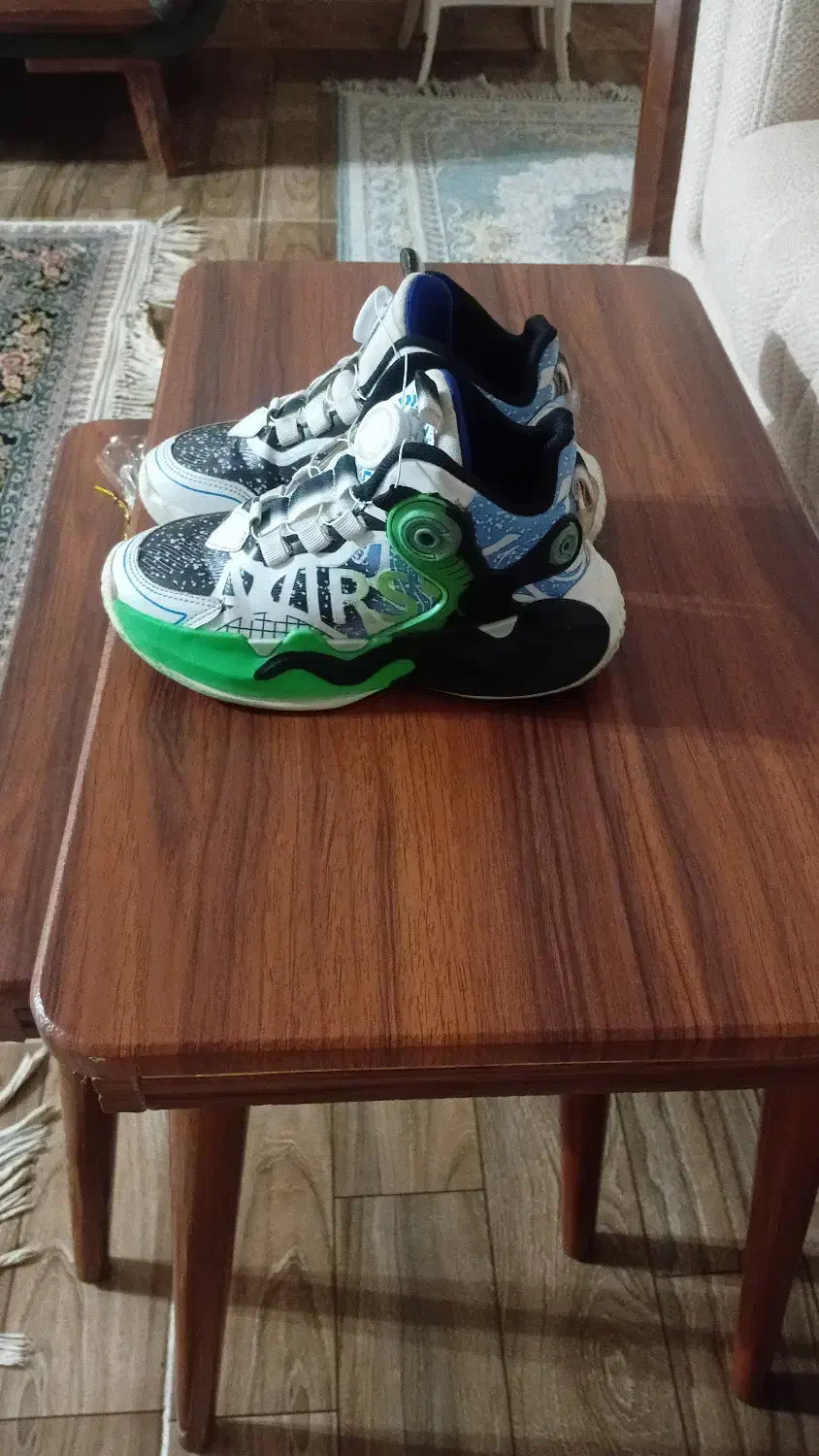 کتانی بچه گانه سایز۳۳|کفش و لباس بچه|رشت, پیرکلاچای|دیوار