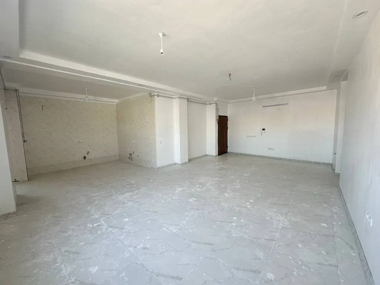 اجاره آپارتمان کلید اول ۱۲۰ متر طبقه سوم فول|اجارهٔ آپارتمان|بندر گز, |دیوار