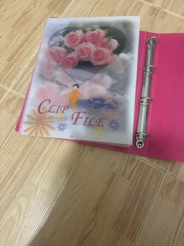 کلر بوک۴فنره تمیز ونو|لوازم التحریر|شاهین‌شهر, فدک|دیوار