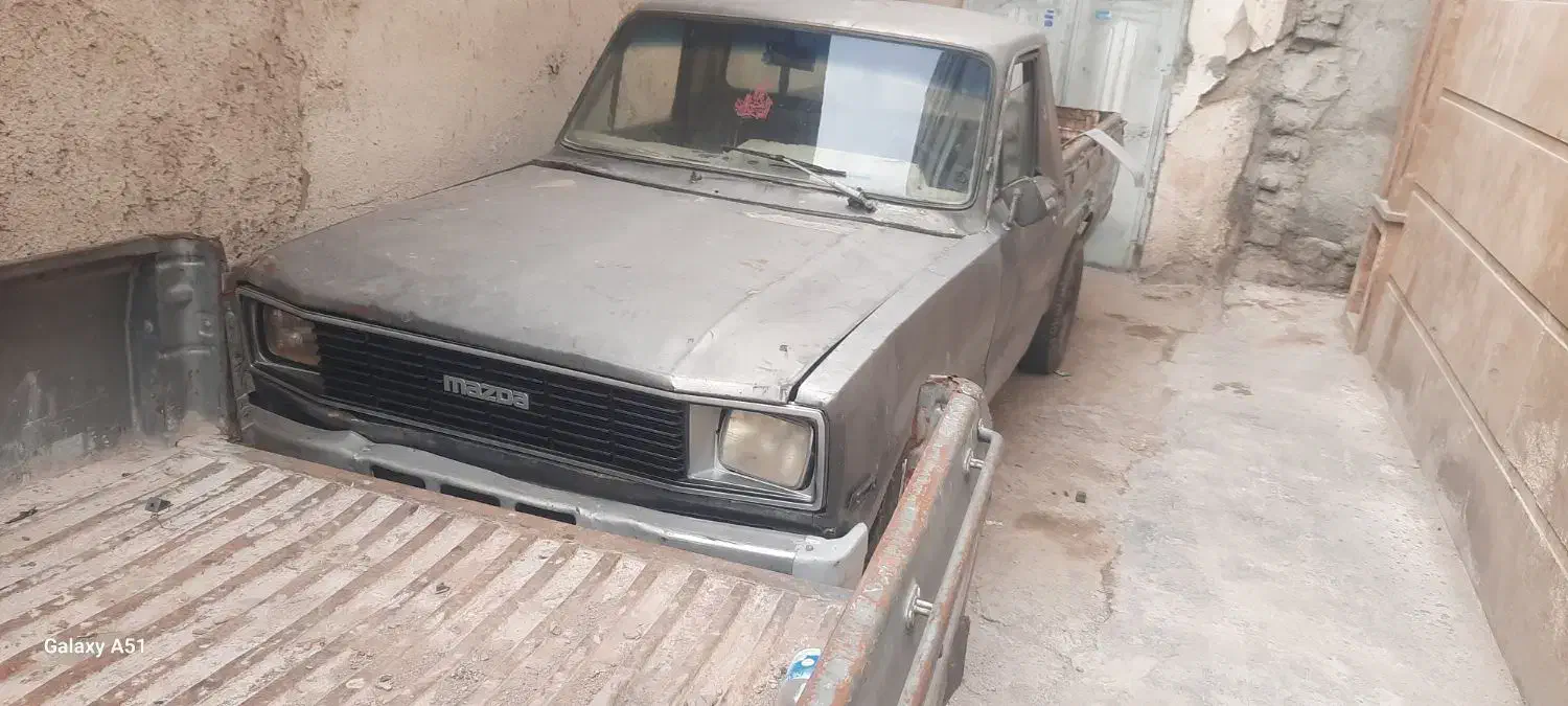 مزدا ۱۶۰۰|خودرو سواری و وانت|گرگان, |دیوار