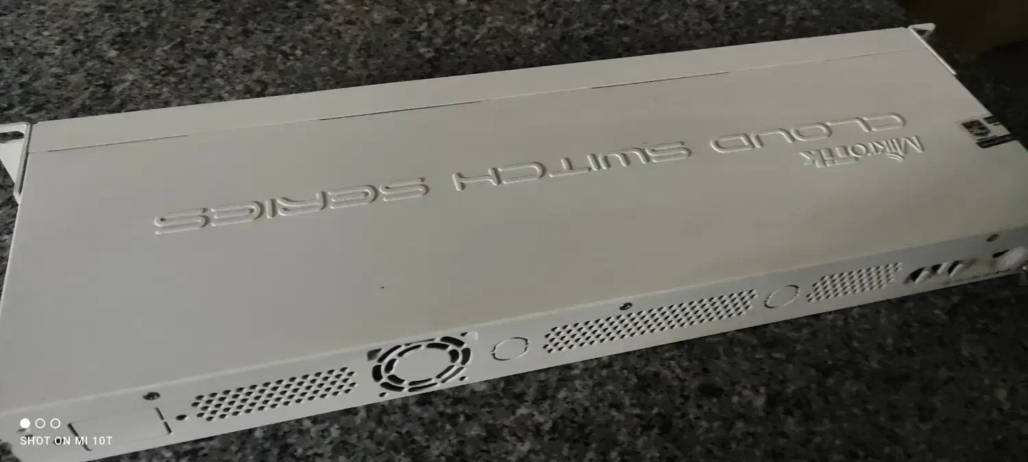 سوییچ CRS125-24G-1S-RM|مودم و تجهیزات شبکه|جهرم, |دیوار