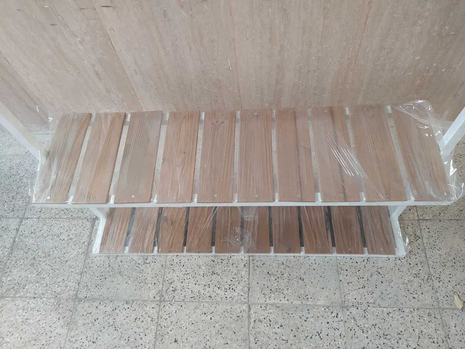 رگال لباس|بندرخت و رخت‌آویز|مشهد, شهرآرا|دیوار