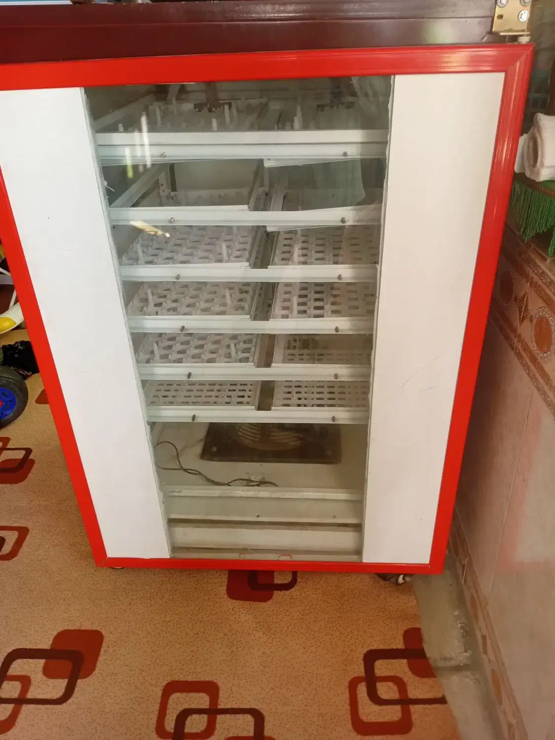 دستگاه جوجه کشی|ماشین‌آلات صنعتی|یاسوج, |دیوار