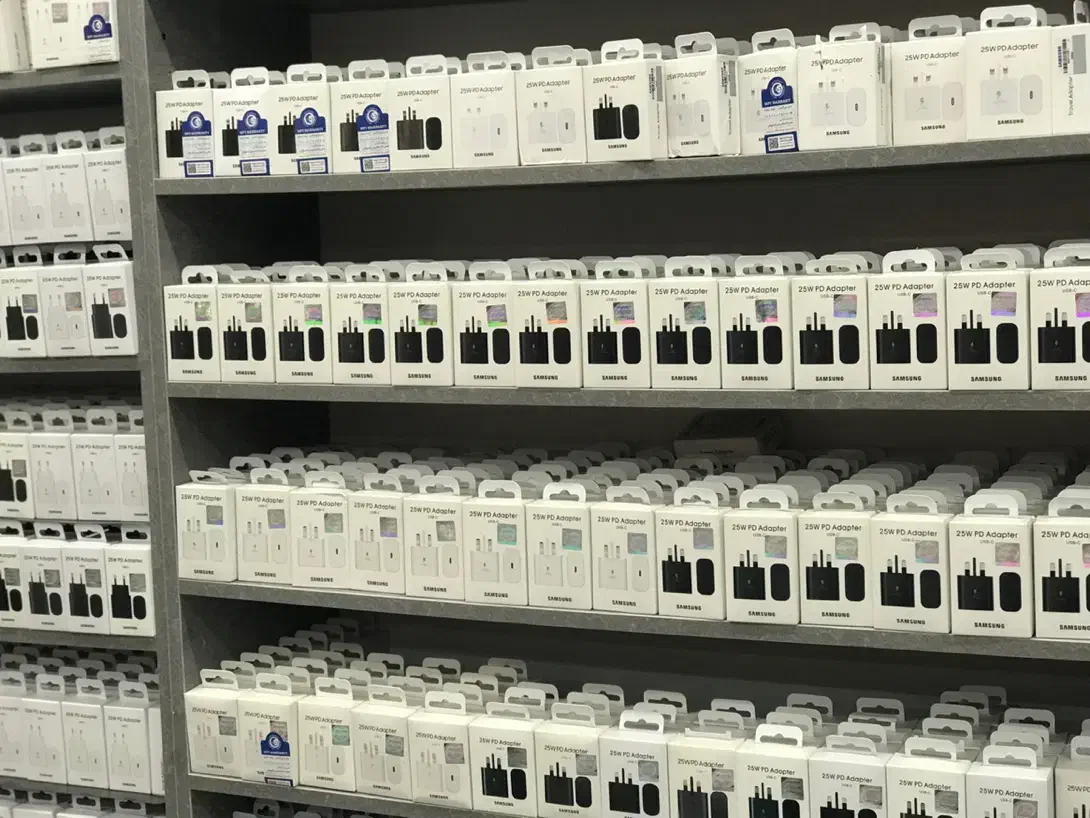 پخش عمده ی جانبی|لوازم جانبی موبایل و تبلت|شیراز, زند|دیوار