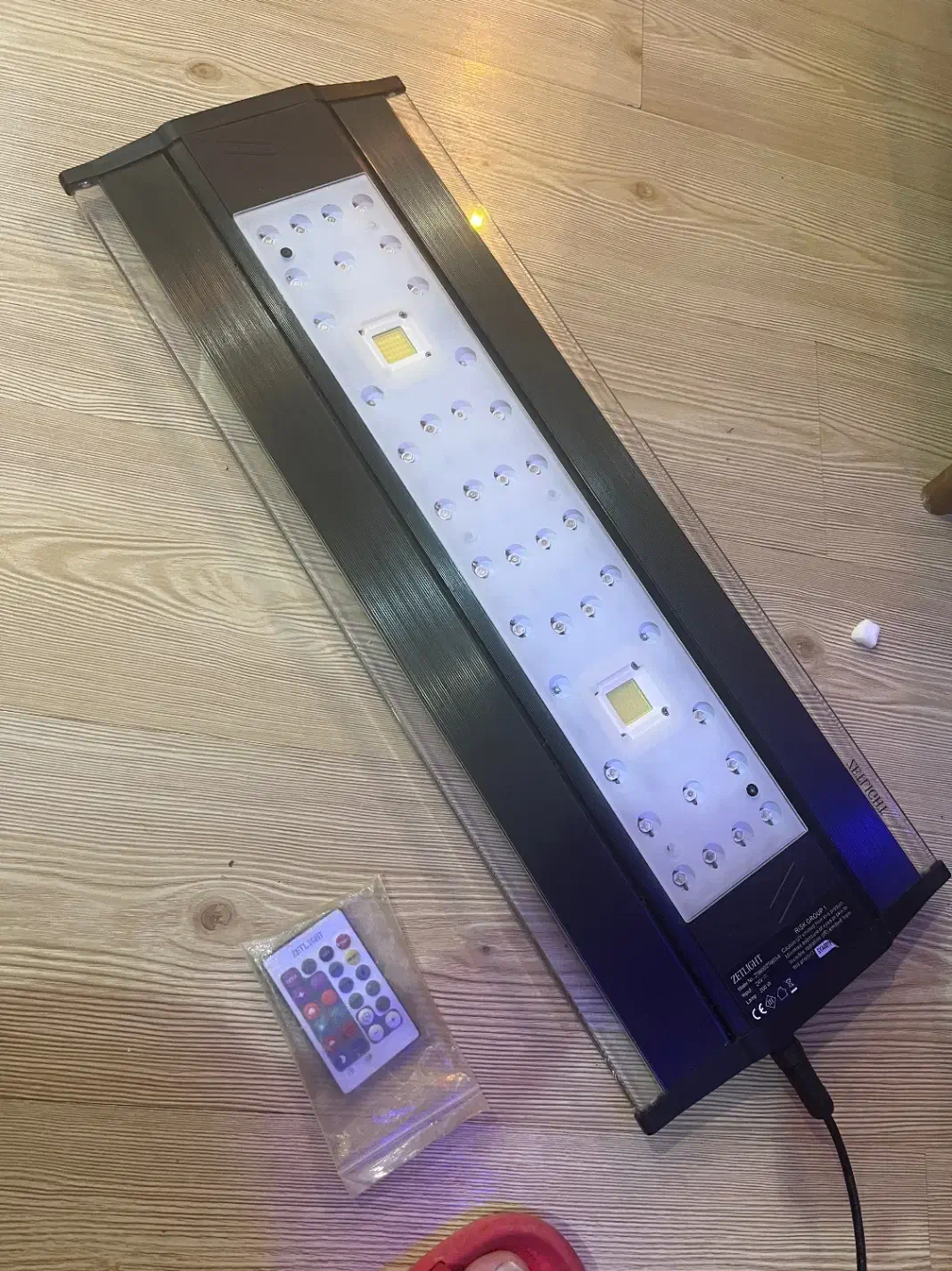 نور آب شور مخصوص ریف|ماهی|تهران, گلستان (شهرک راه آهن)|دیوار