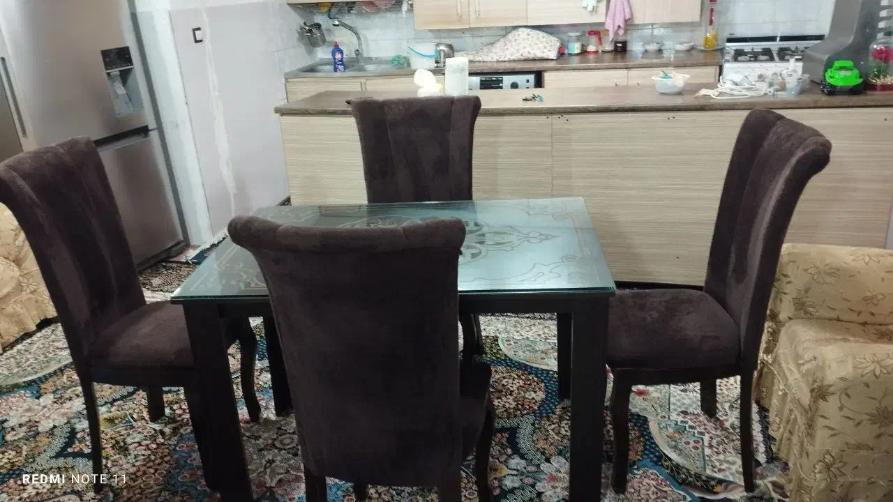 میز ناهار خوری|میز و صندلی غذاخوری|تالش, هشتپر|دیوار