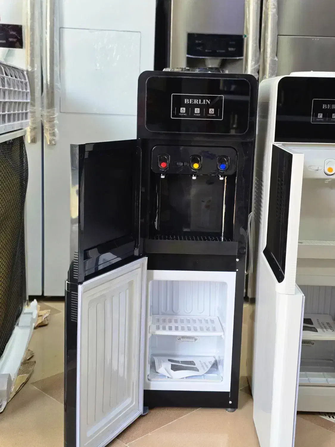 آب سرد کن یخچال دار مارک برلین|آبسردکن و تصفیه آب|بانه, |دیوار