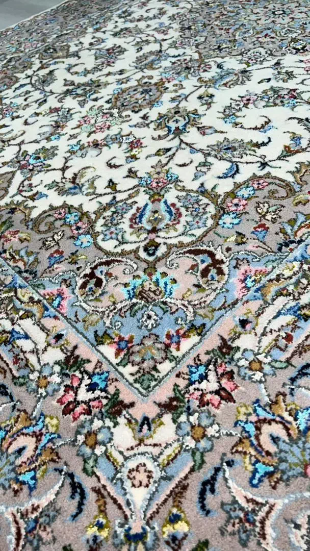 فرش دستبافت کاشان گل ابریشم شور نرفته نو|فرش|تهران, مختاری|دیوار