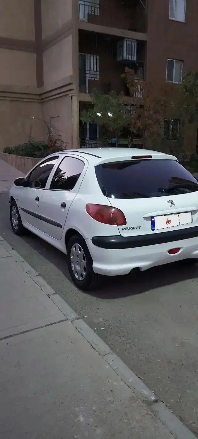 پژو ۲۰۶ تیپ ۵ مدل ۹۵|خودرو سواری و وانت|پردیس, فاز ۱۱|دیوار