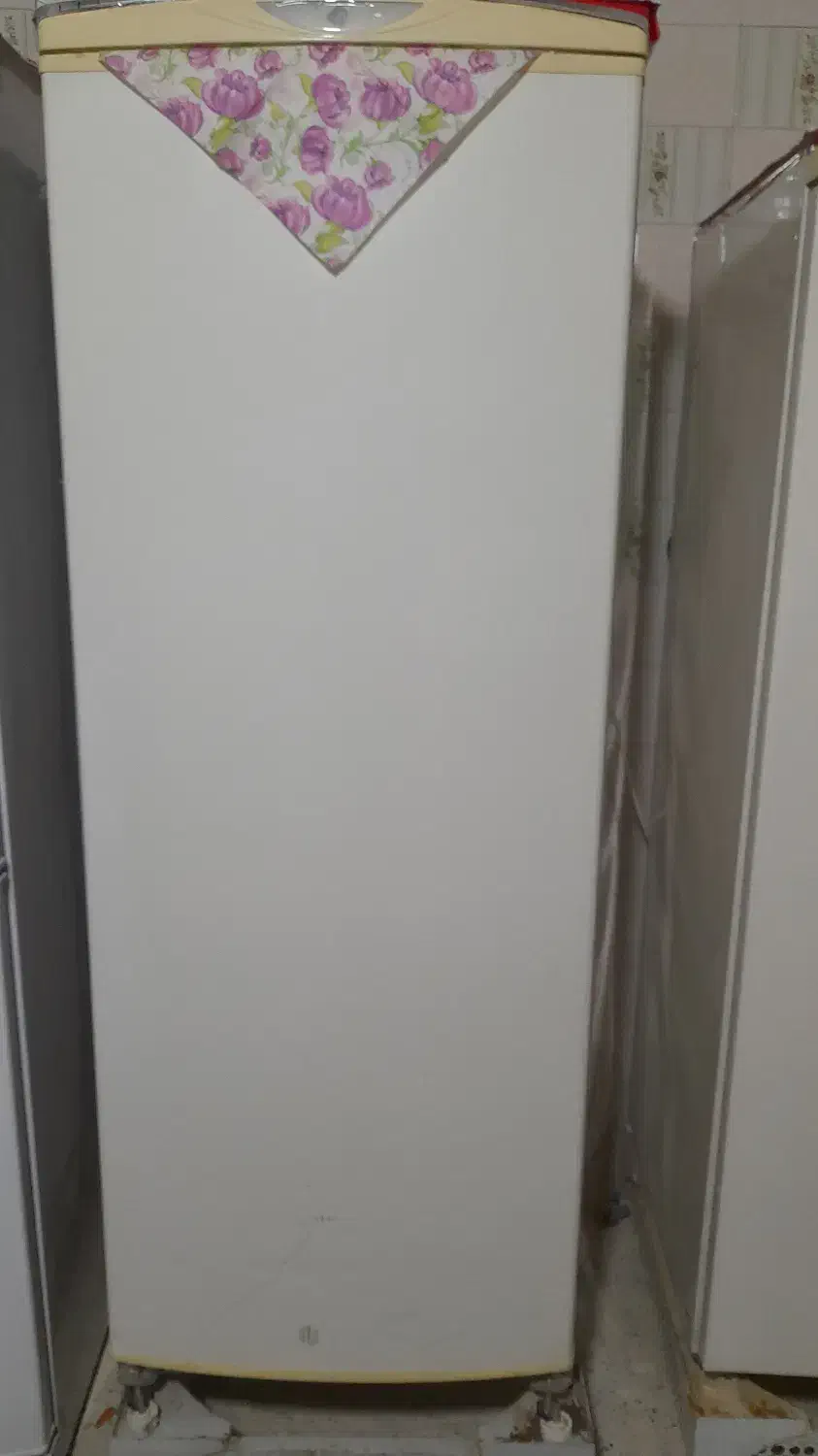 یخچال کاملا سالم مناسب برایه خانه و محل کار|یخچال و فریزر|هشتگرد, شهرک گلها|دیوار