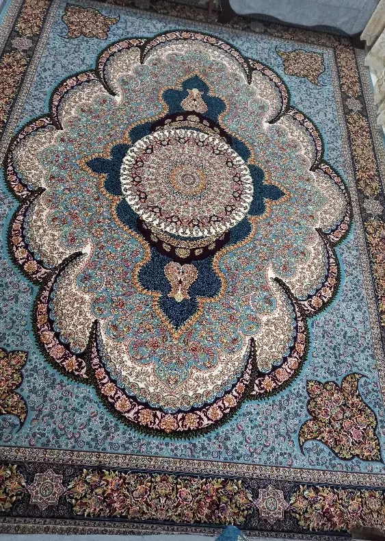 فرش ۱۲متری درحد نو|فرش|گلبهار, شهر جدید گلبهار|دیوار