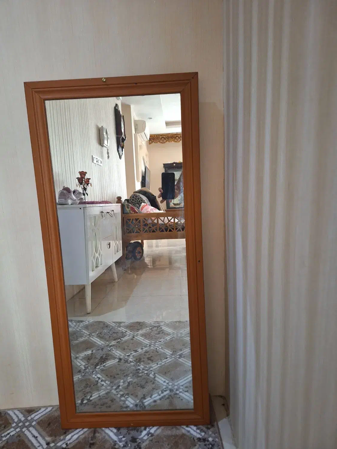 اینه قدی|آینه|مشهد, طلاب|دیوار