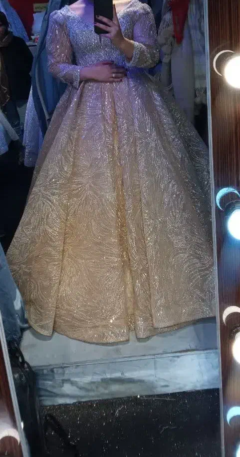 لباس عقد و لباس شب|لباس|تهران, فلسطین (میدان انقلاب)|دیوار