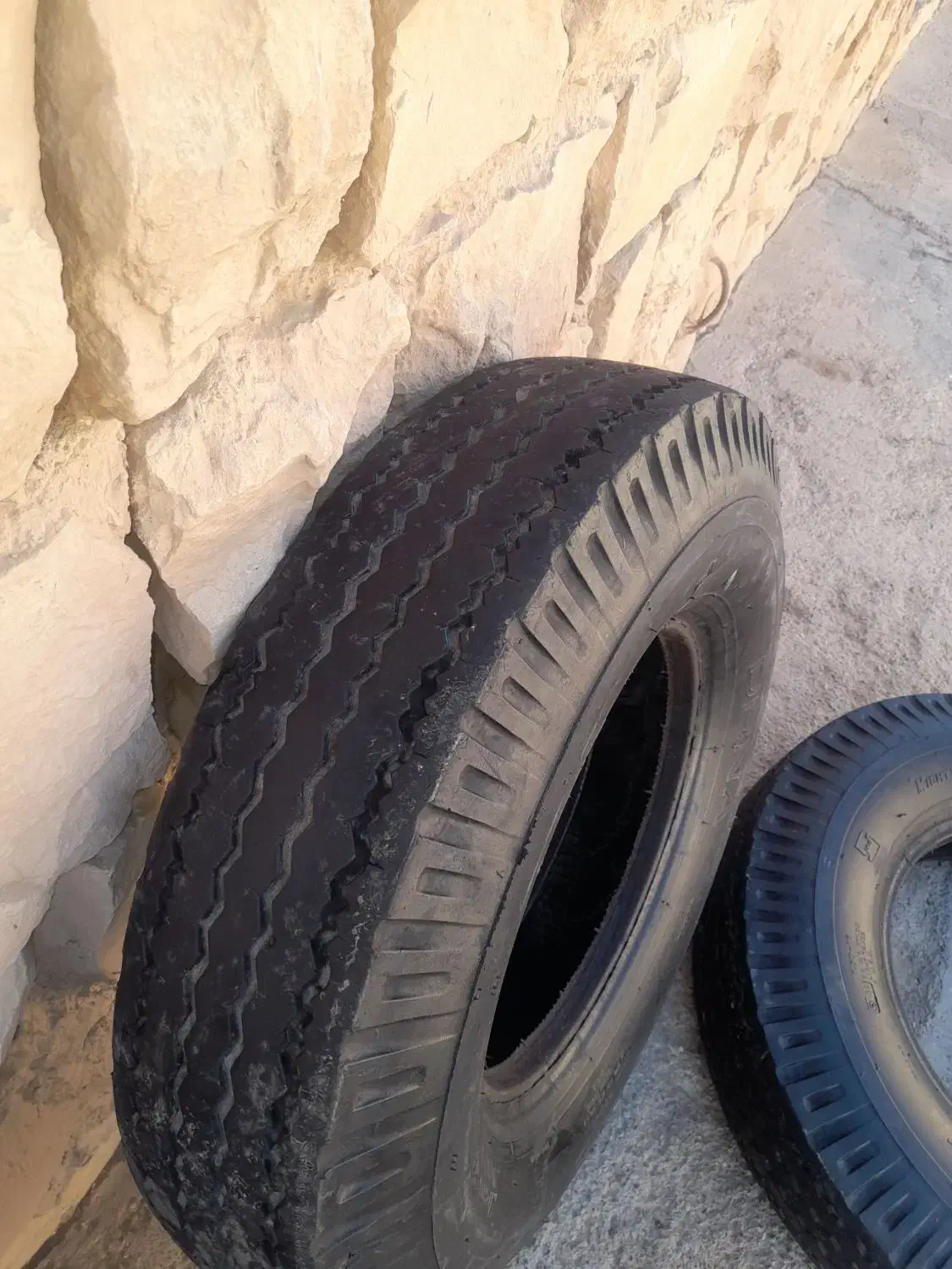 لاستیک نیسان وانت|قطعات یدکی و لوازم جانبی|حمیل, |دیوار