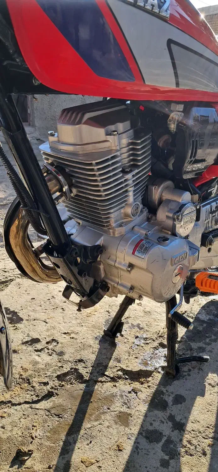 200همتاز|موتورسیکلت|ملایر, |دیوار