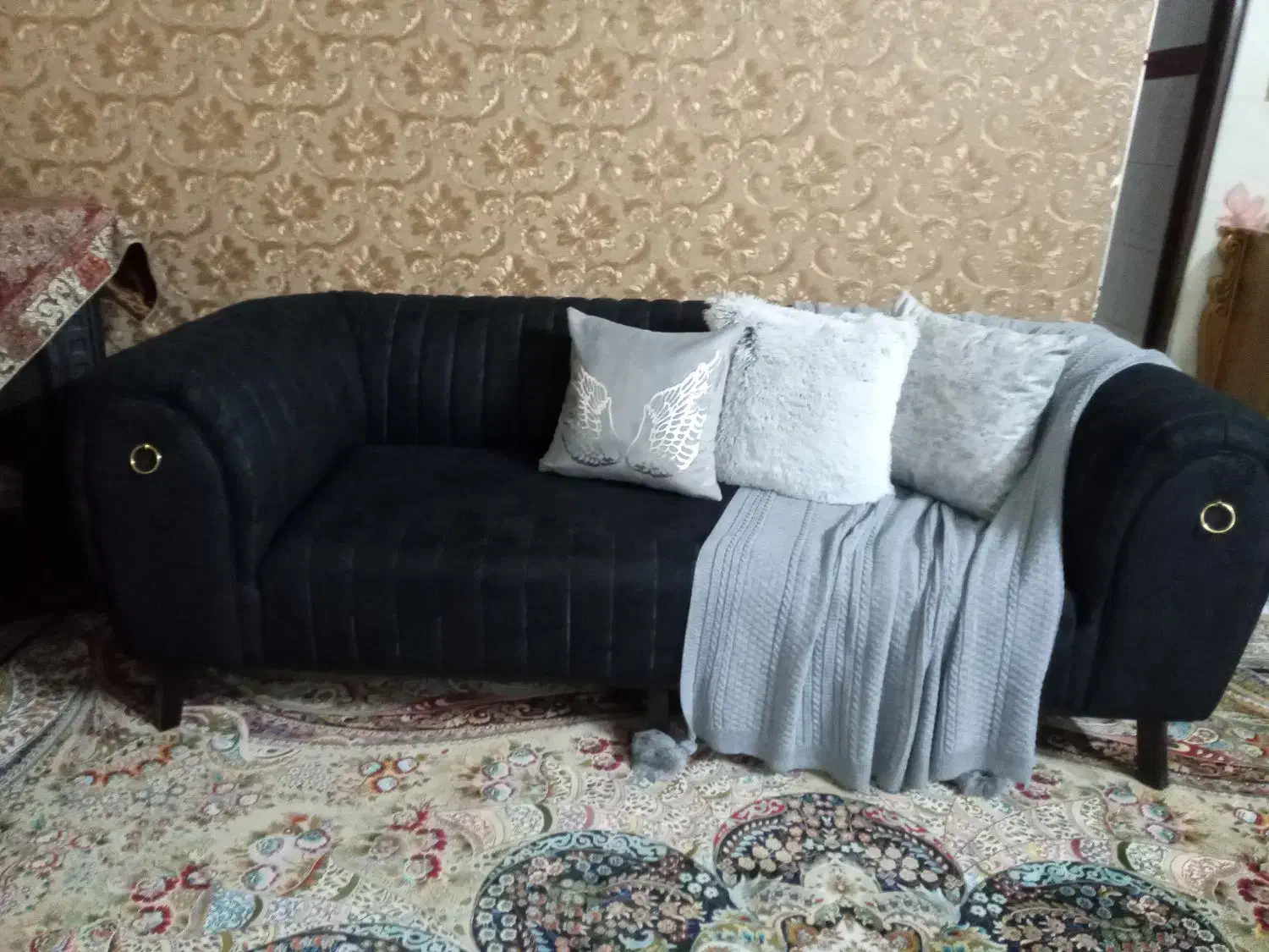 مبل ۹ نفره  رنگ مشکی نقره ای نوی نو|مبلمان خانگی و میز عسلی|تربتحیدریه, بهزیستی|دیوار