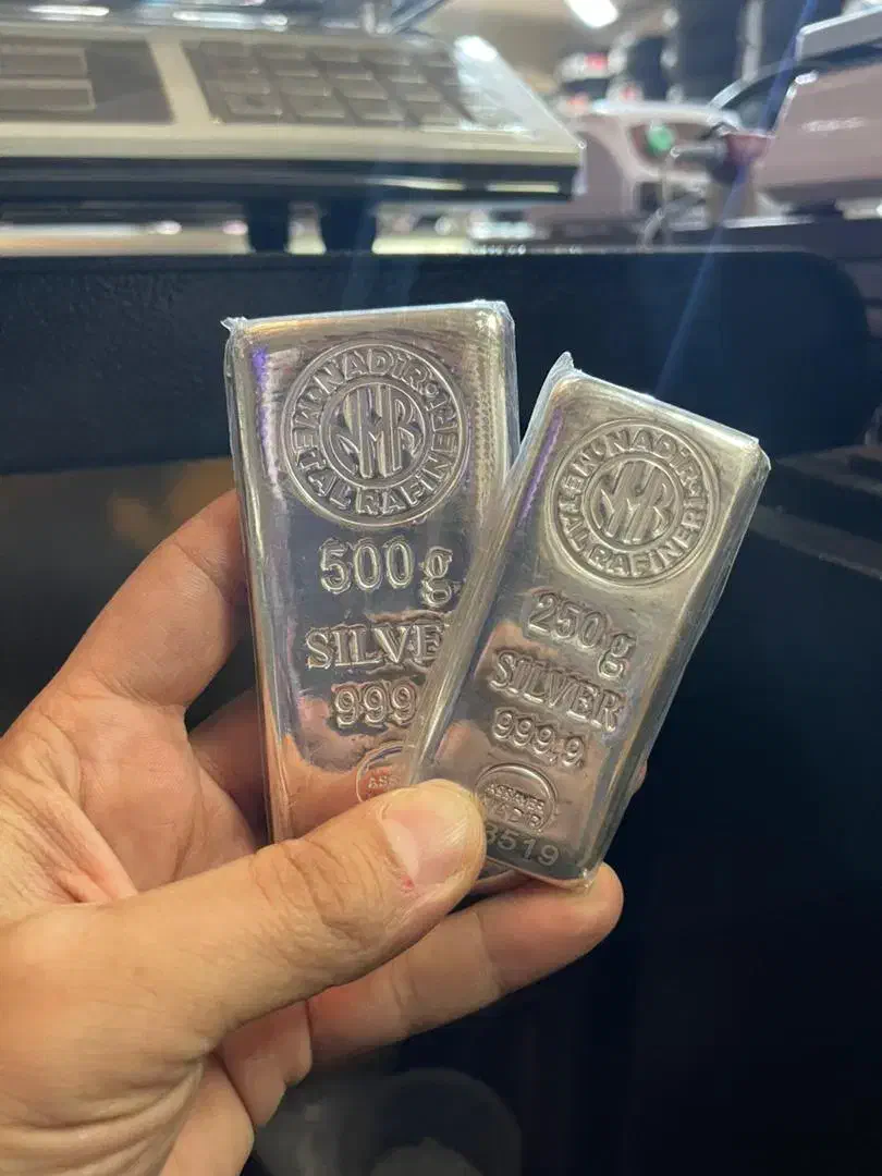 خرید و فروش شمش نقره و ساچمه نقره وظروف نقره|عمدهفروشی|مرند, |دیوار