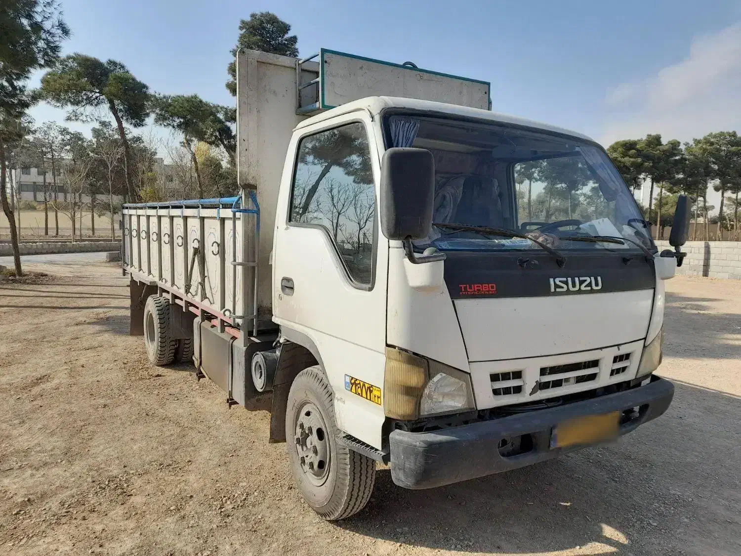 ایسوزو ۶تن ۸۷|خودرو سنگین|خمینی‌شهر, |دیوار